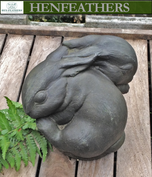 Hugging Bunnies Sculpture