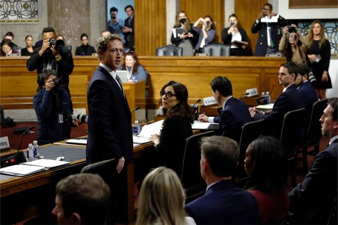 Mark Zuckerberg before the Senate Judiciary Committee