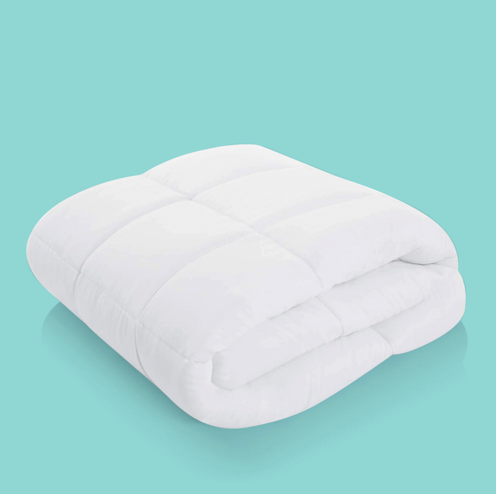 12 Best Comforters on Amazon, According to Customers