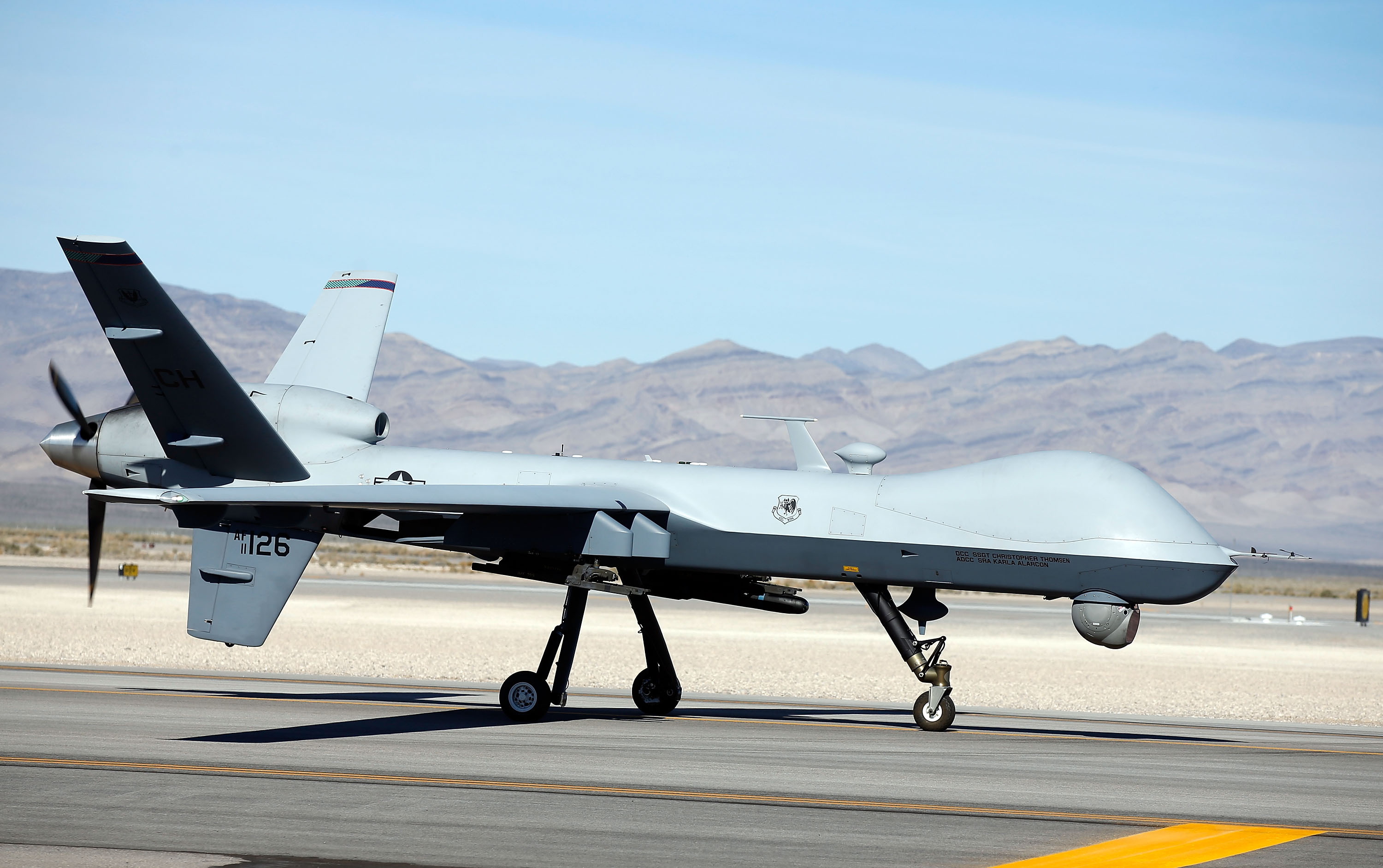 Photo: Video Shows Celebrations on US MQ-9 Reaper Drone 'Downed By Houthis'