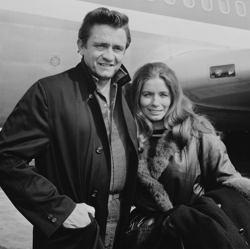 The True Story Behind Johnny Cash's 'Ring of Fire' (Which June Carter Wrote)