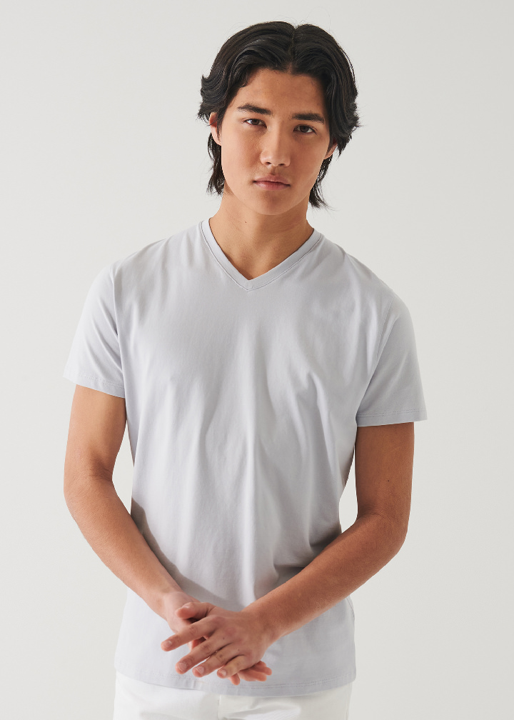 PIMA COTTON STRETCH V-NECK T-SHIRT