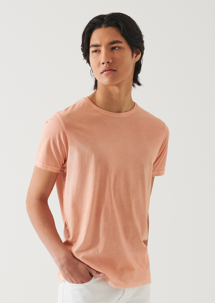 LIGHTWEIGHT PIMA COTTON SPRAY WASH T-SHIRT