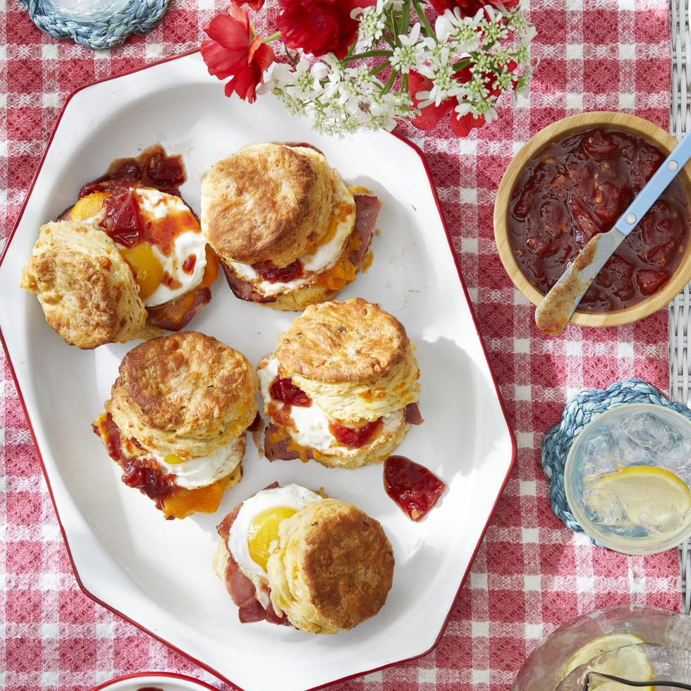 We're Serving Up 55 Comfort Food Breakfast Ideas for Lazy Summer Weekends